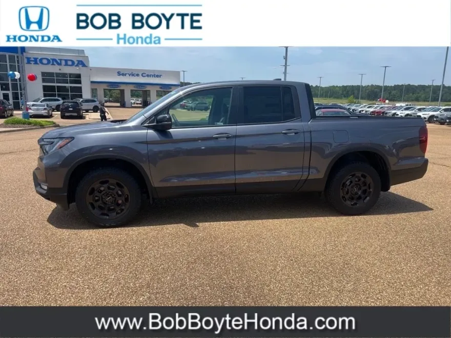2025 Honda Ridgeline TrailSport photo 1