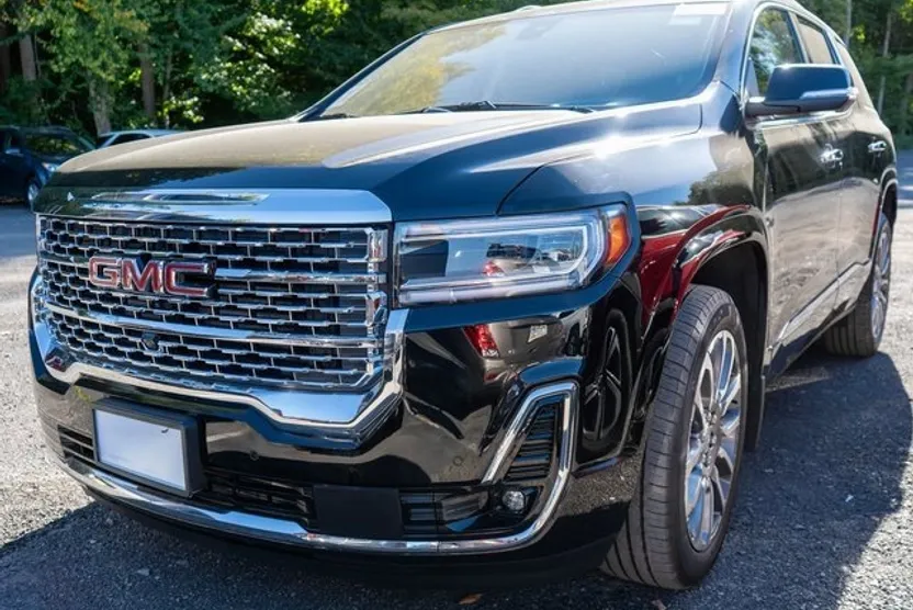 2023 Gmc Acadia Denali photo 1