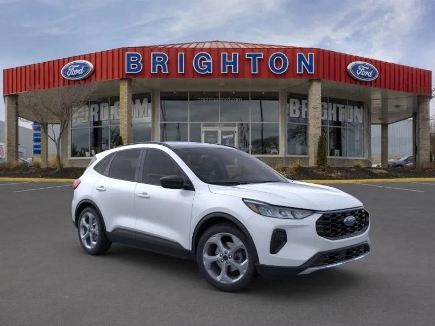2025 Ford Escape ST-Line photo 1