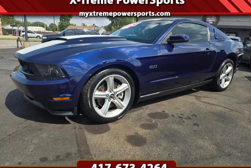 2012 Ford Mustang GT Premium photo 1
