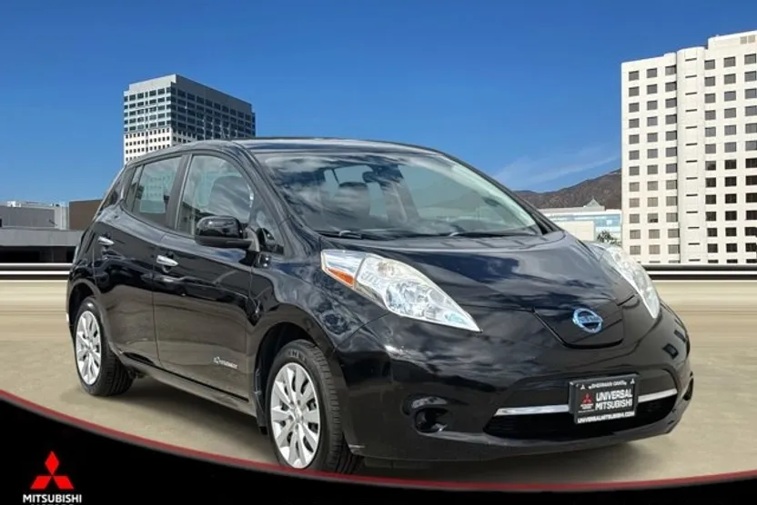 2016 Nissan Leaf S photo 1
