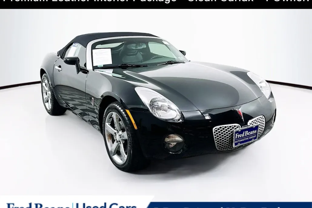 2007 Pontiac Solstice Base Convertible photo 1