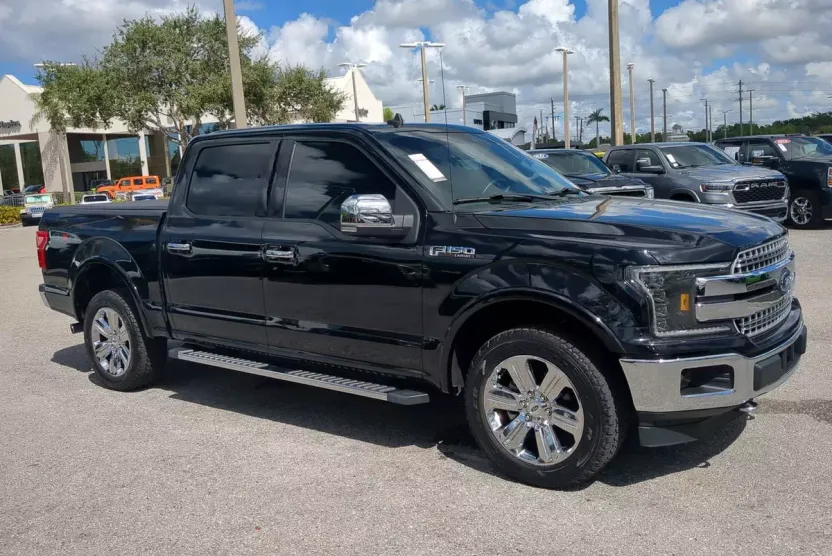 2020 Ford F-150 Lariat photo 1