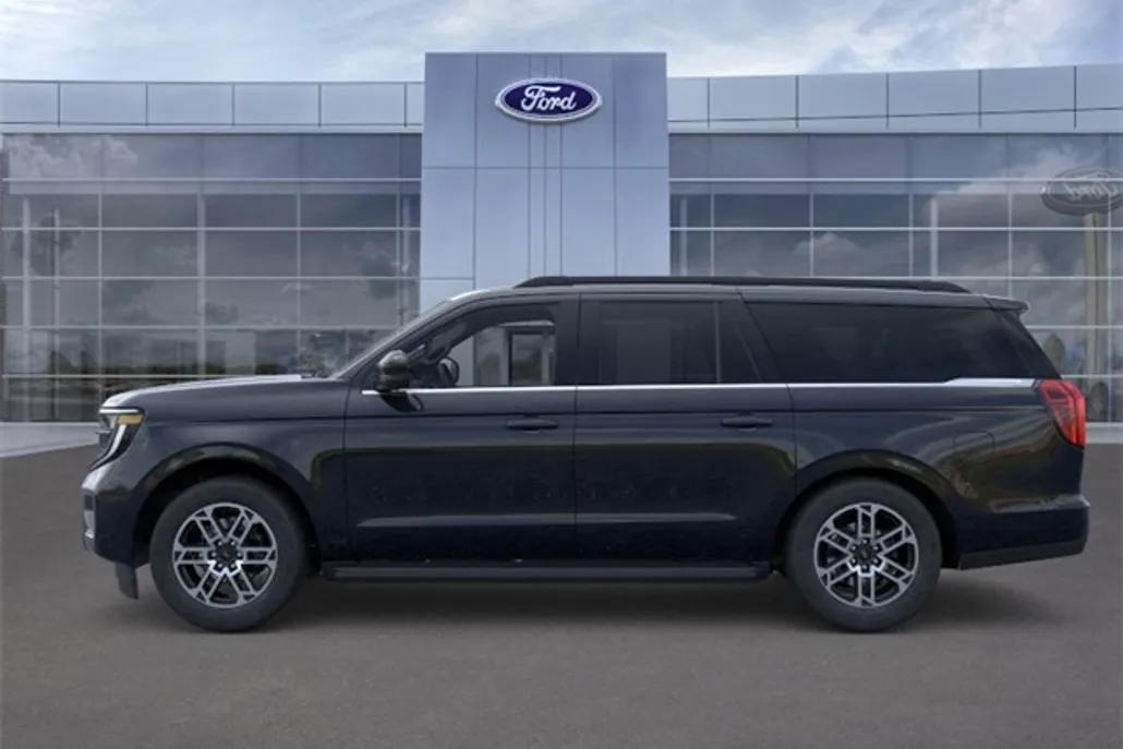 2025 Ford Expedition MAX photo 1
