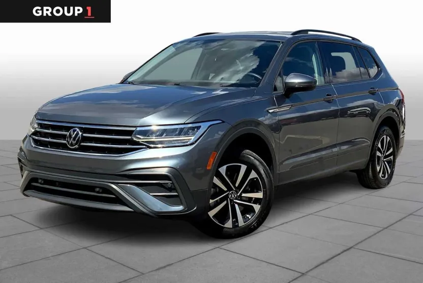 2023 Volkswagen Tiguan S photo 1