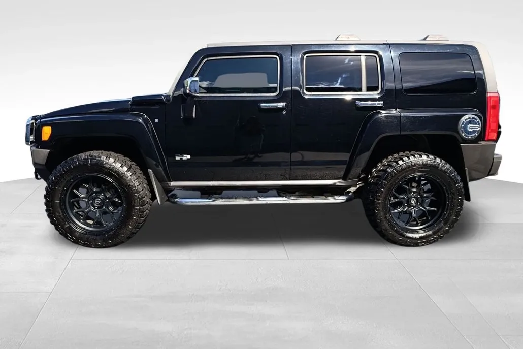 2008 Hummer H3 Alpha photo 1