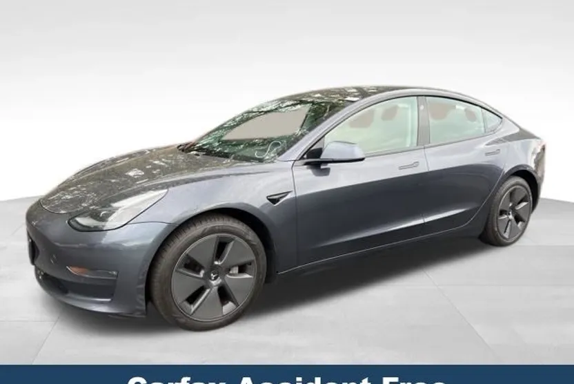 2021 Tesla Model 3 Long Range photo 1