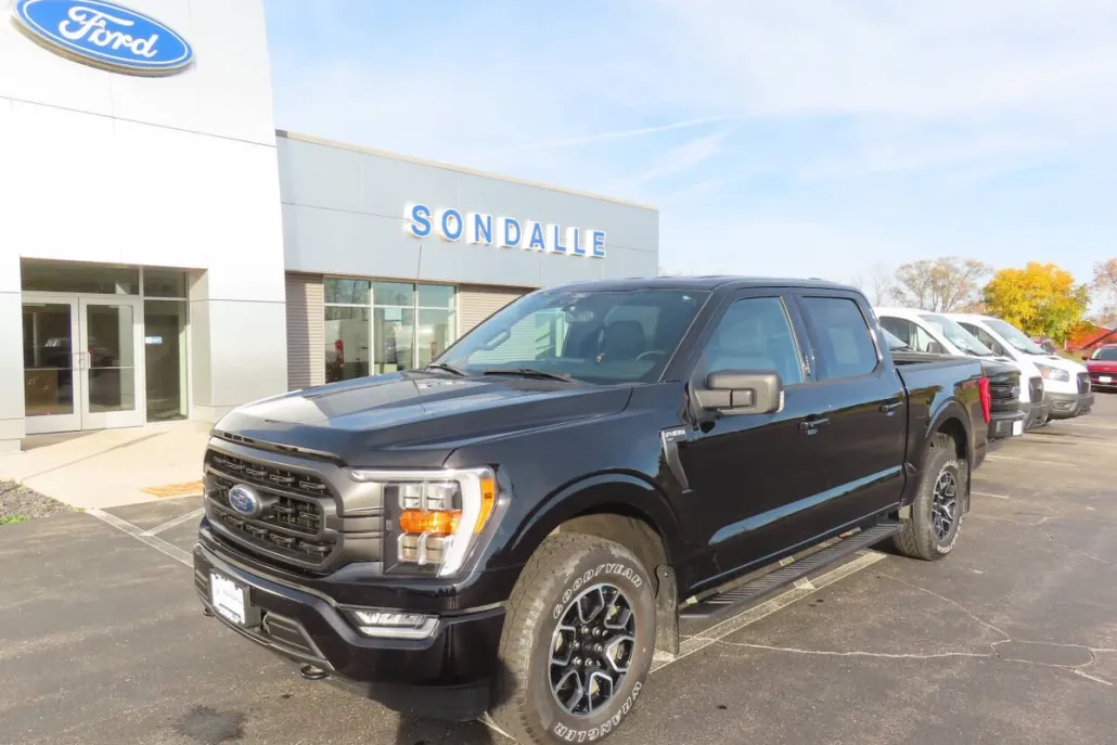 2021 Ford F-150 XLT photo 1
