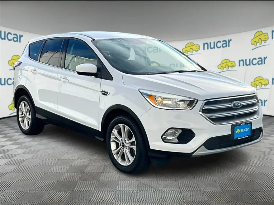 2017 Ford Escape SE photo 1