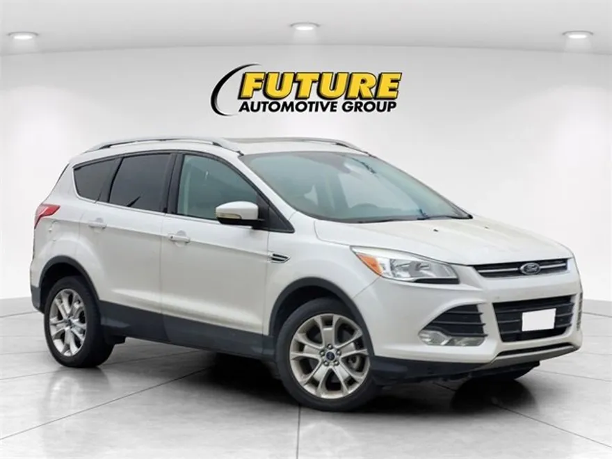 2016 Ford Escape Titanium photo 1