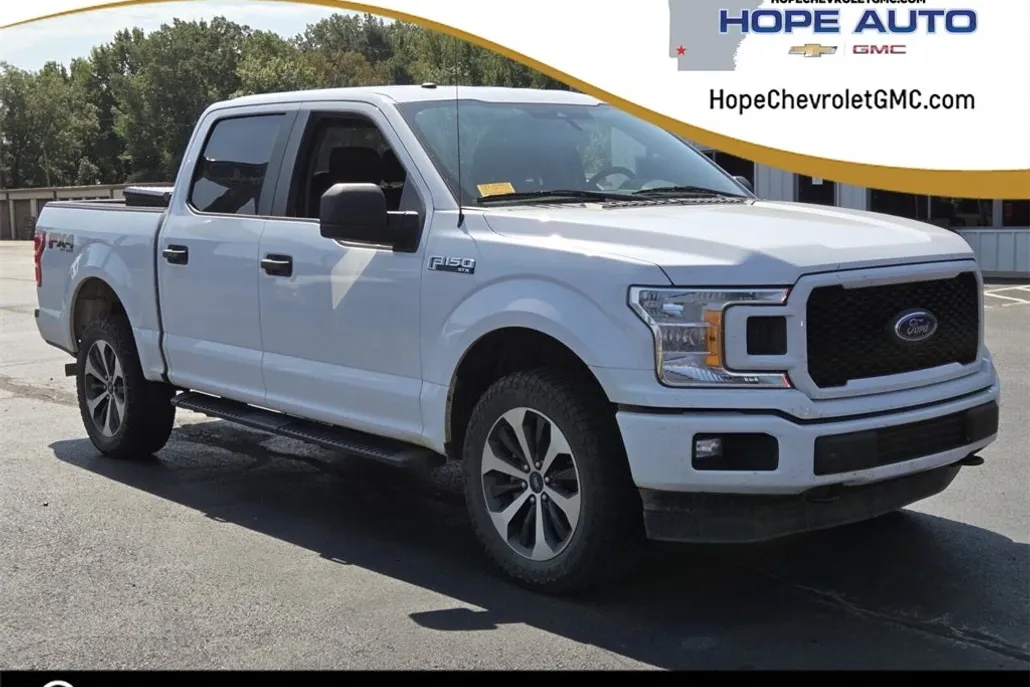 2023 Ford F-150 XLT photo 1