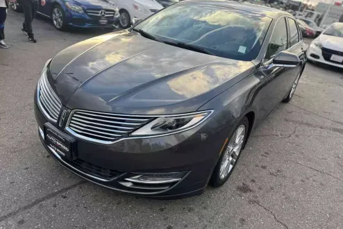 2015 Lincoln MKZ Hybrid photo 3