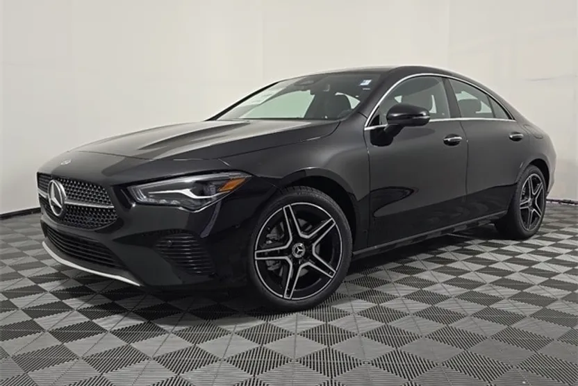 2026 Mercedes Benz CLA 250 4MATIC photo 1