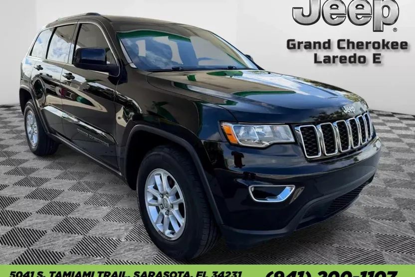 2019 Jeep Grand Cherokee Laredo E photo 1