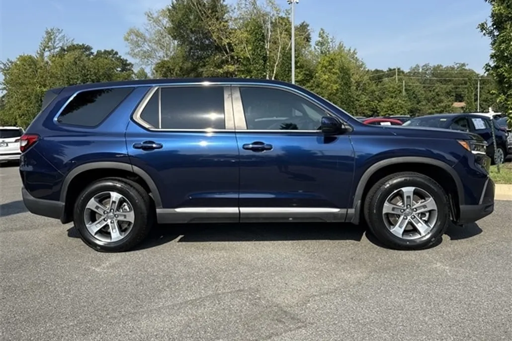 2023 Honda Pilot EX-L photo 1