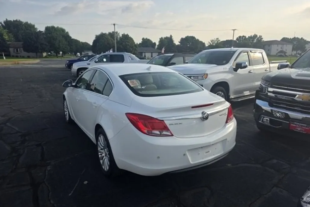 2011 Buick LaCrosse CX photo 1