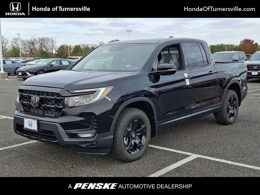2025 Honda Ridgeline Black Edition photo 1