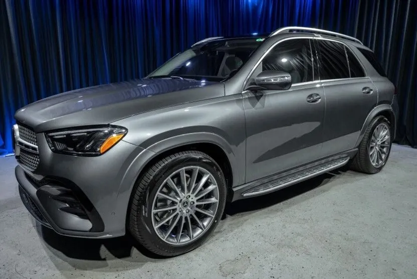 2026 Mercedes Benz GLE 450 4MATIC photo 1