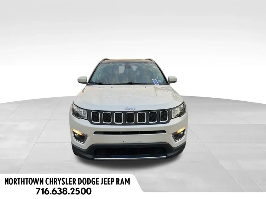 2018 Jeep Compass Limited photo 1