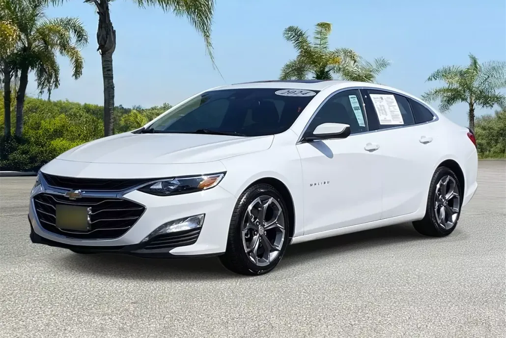 2024 Chevrolet Malibu 1LT photo 1