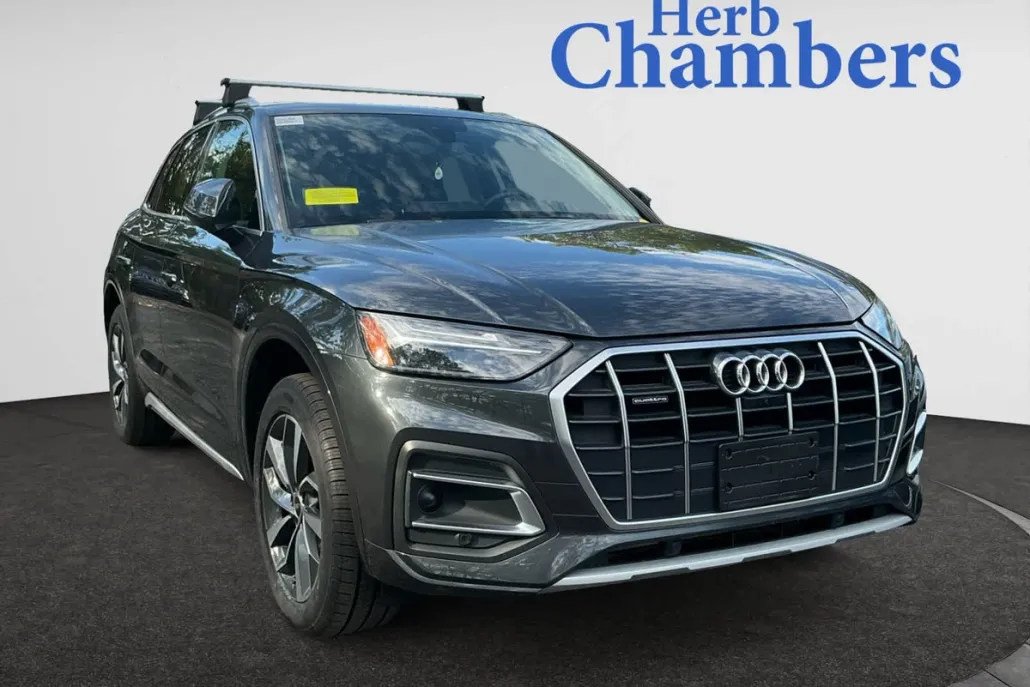 2021 Audi Q5 Premium Plus photo 1