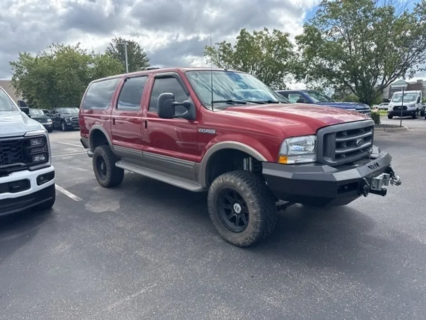 2002 Ford Excursion Limited photo 1