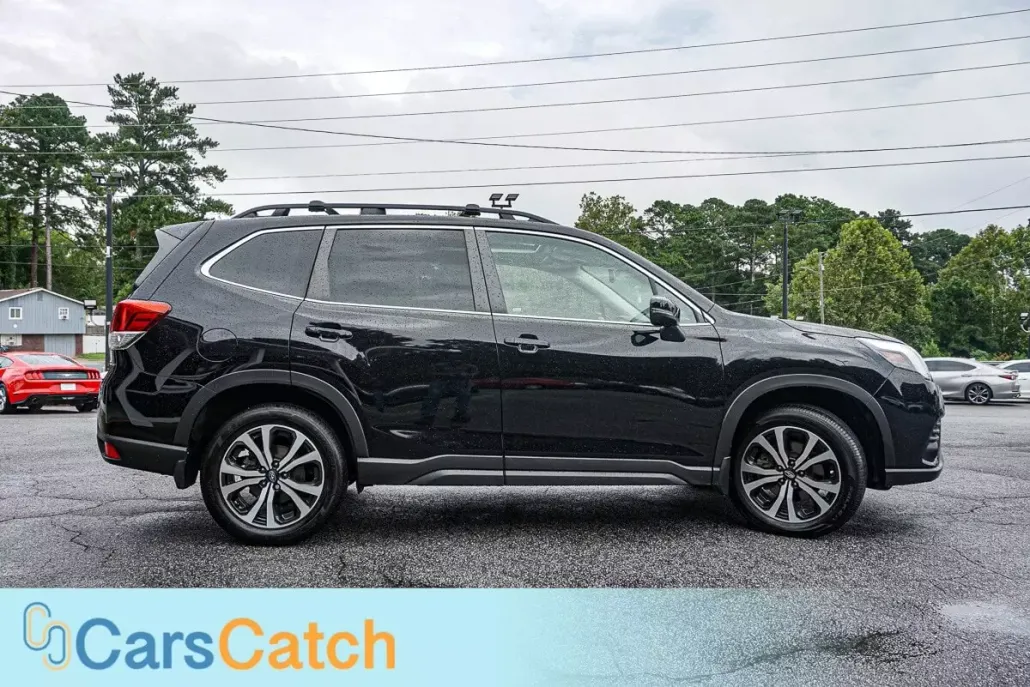 2022 Subaru Forester Limited photo 1