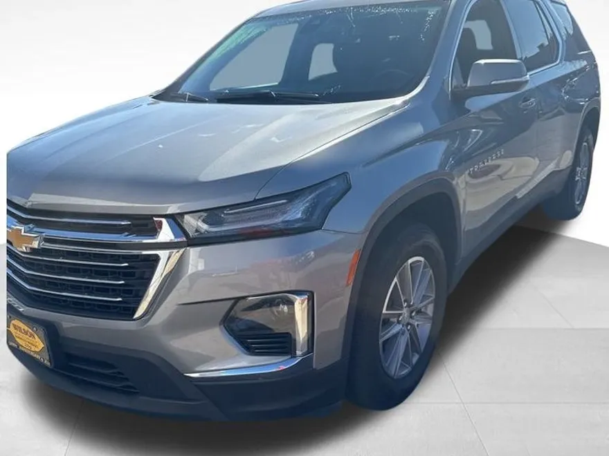 2024 Chevrolet Traverse Cloth photo 1