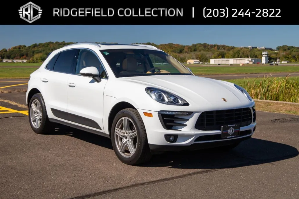 2016 Porsche Macan S photo 1