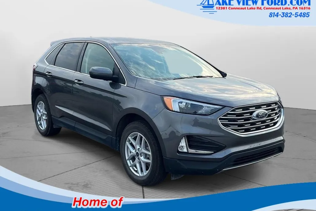2022 Ford Edge SEL photo 1