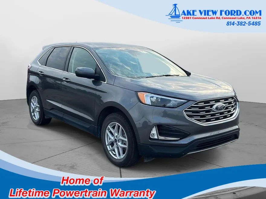 2022 Ford Edge SEL photo 1