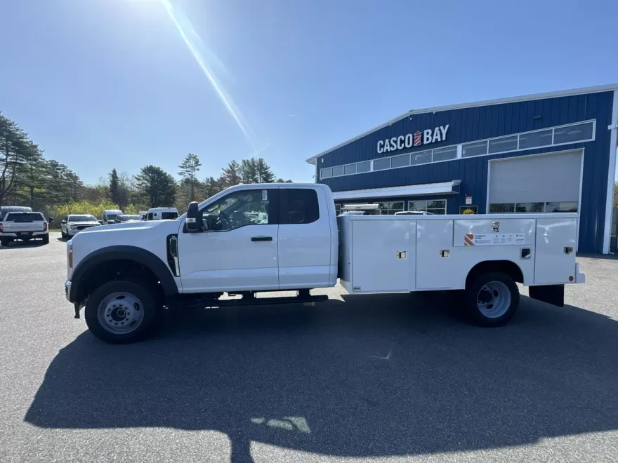 2025 Ford F-450 XL photo 1