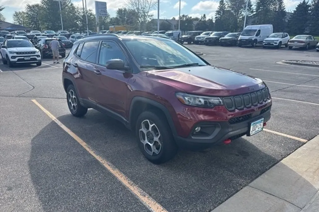 2022 Jeep Compass Trailhawk photo 1