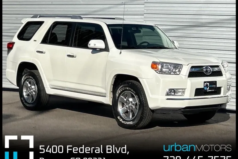 2013 Toyota 4Runner SR5 4WD photo 1