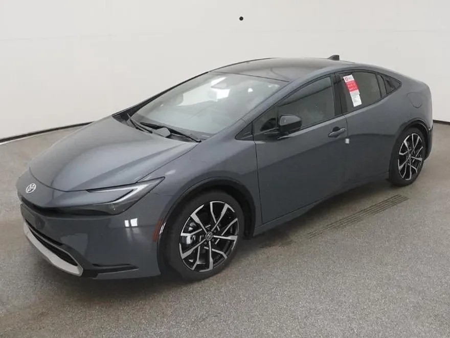 2026 Toyota Prius XSE Premium photo 1