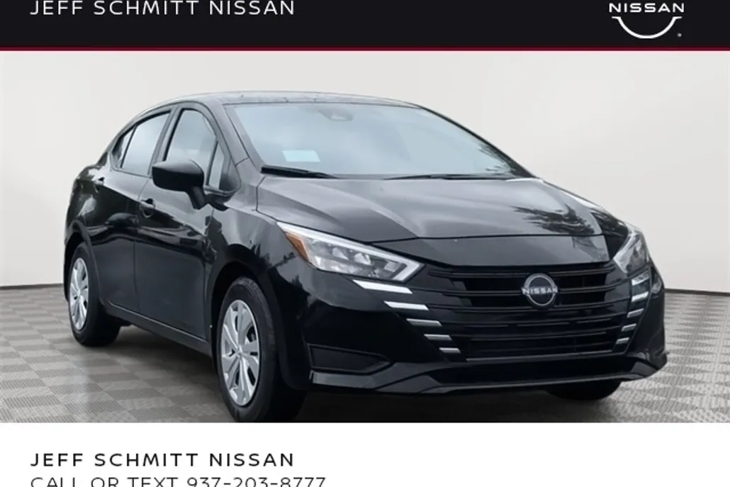 2025 Nissan Versa 1.6 S photo 1