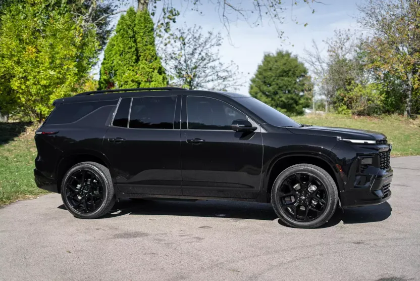 2024 Chevrolet Traverse RS photo 1