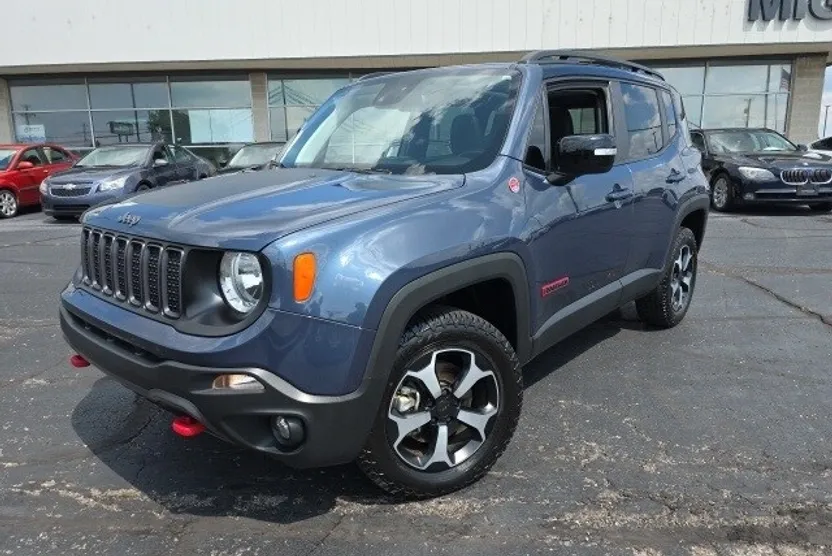 2022 Jeep Renegade Trailhawk photo 1