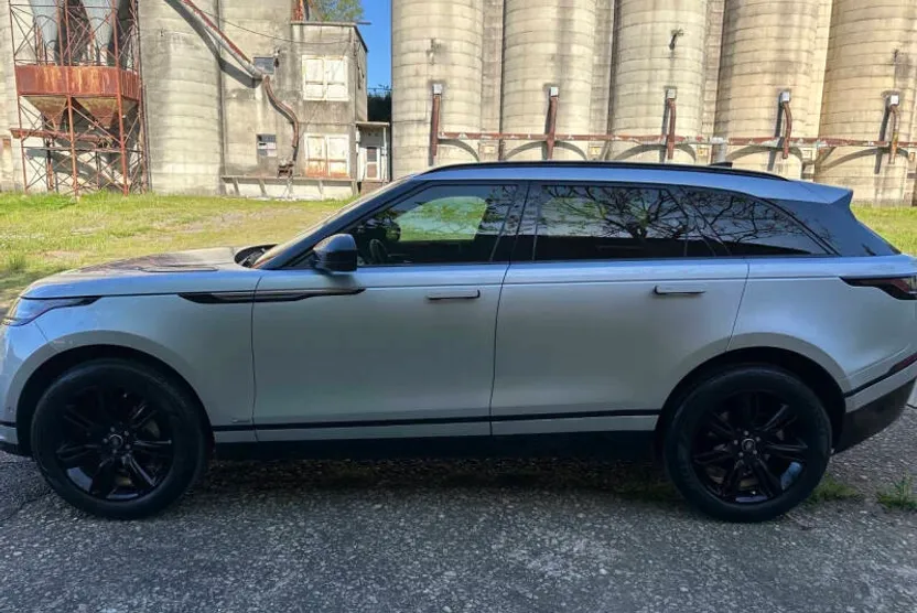 2019 Land Rover Range Rover Velar R-Dynamic SE photo 1