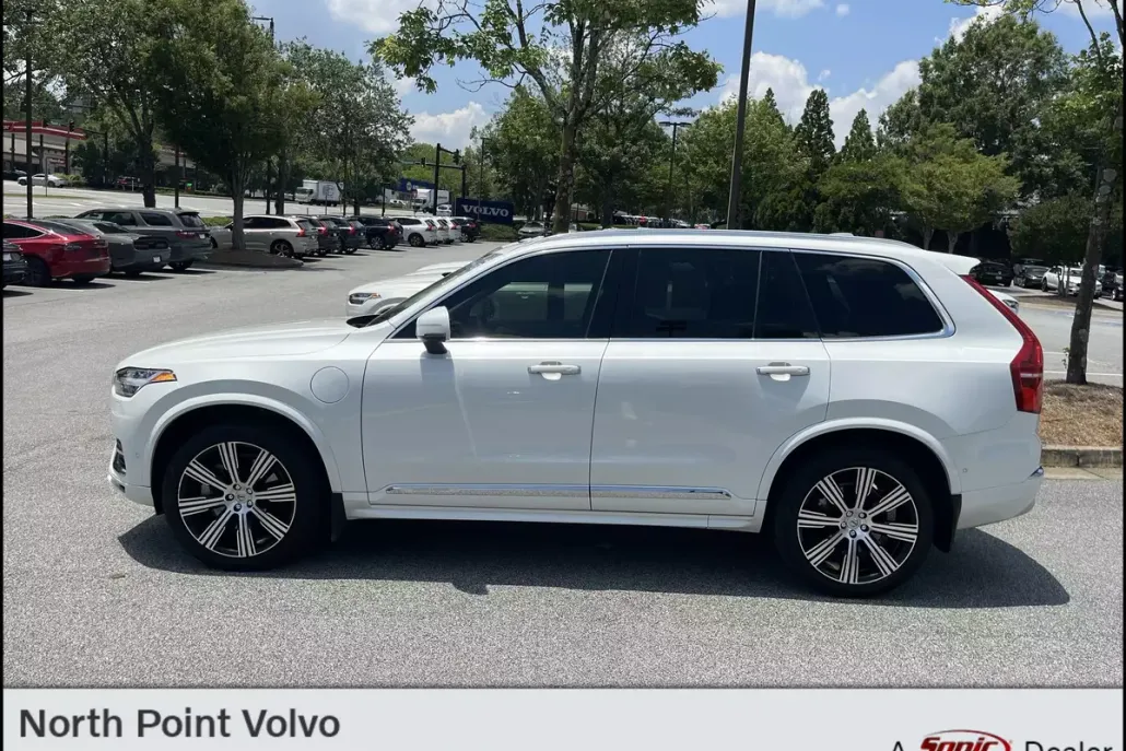 2022 Volvo XC90 Recharge T8 Inscription photo 1
