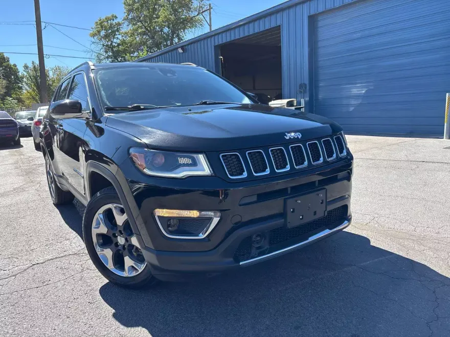 2018 Jeep Compass Limited photo 1