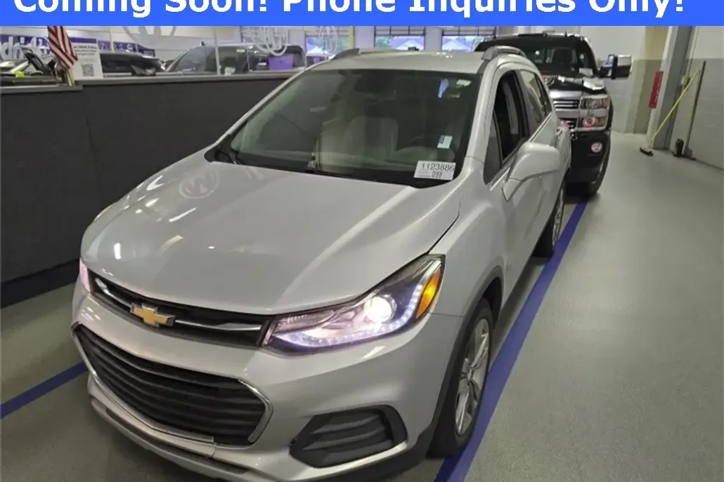 2020 Chevrolet Trax LT photo 1