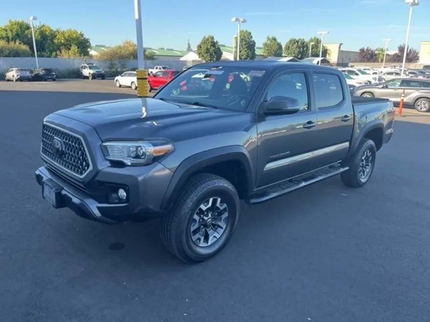 2018 Toyota Tacoma SR5 TRD Pro Sport photo 1
