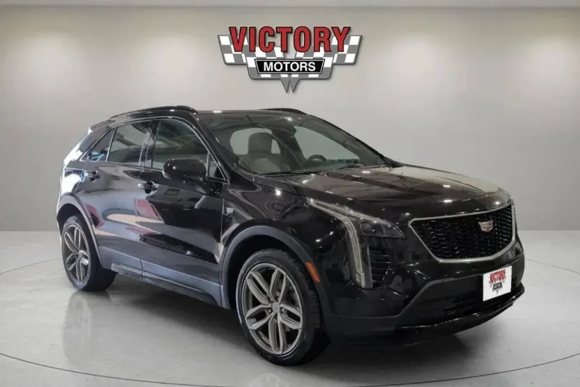 2019 Cadillac XT4 Sport photo 1