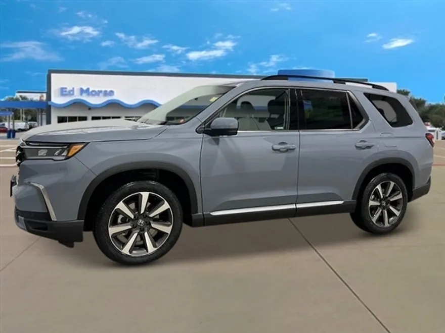 2025 Honda Pilot Touring photo 1