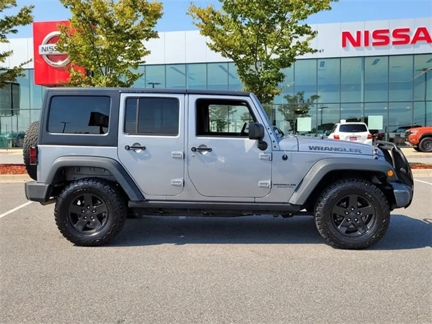 2017 Jeep Wrangler Unlimited Sport Big Bear photo 1