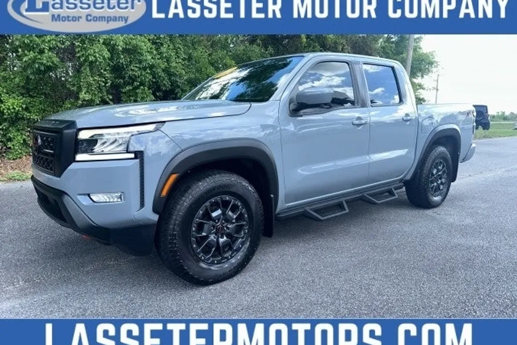 2023 Nissan Frontier PRO-X photo 1