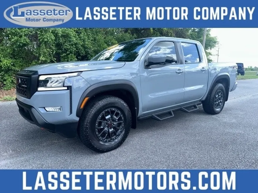 2023 Nissan Frontier PRO-X photo 1