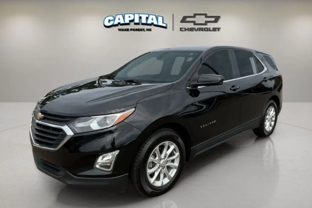 2020 Chevrolet Equinox LT photo 1