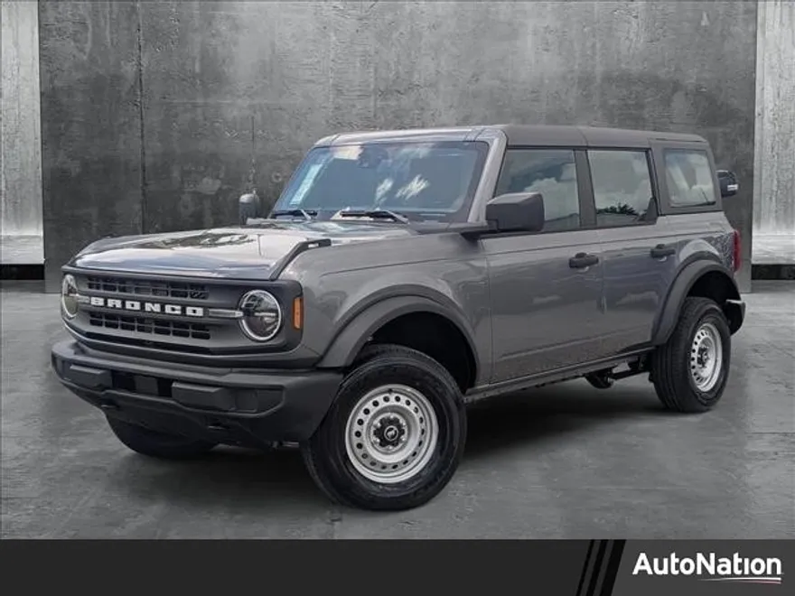 2025 Ford Bronco Base photo 1